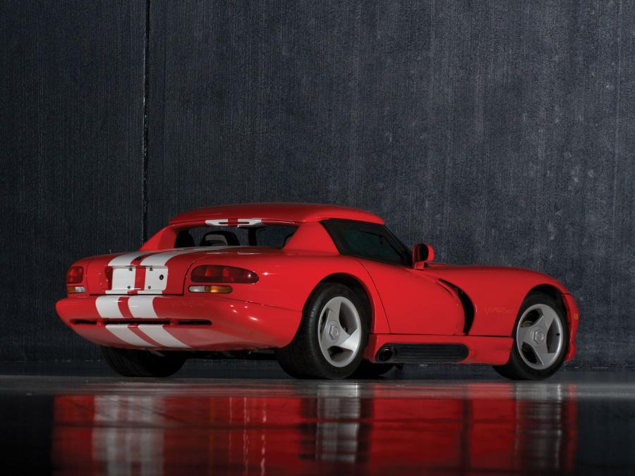  Dodge Viper RT/10 1992 года  (фото 3 из 46)